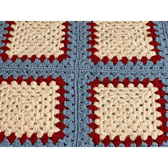 Crochet Granny Square Roseanne Afghan Blanket Throw Baby Crib Retro Grannycore - Picture 1 of 6